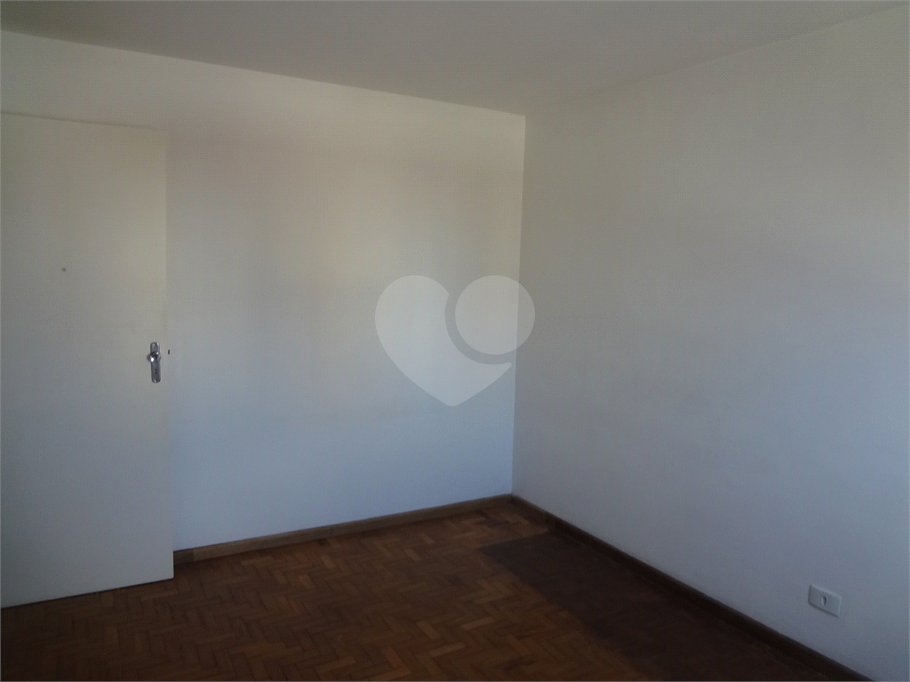 Apartamento na Vila Paulicéia, 