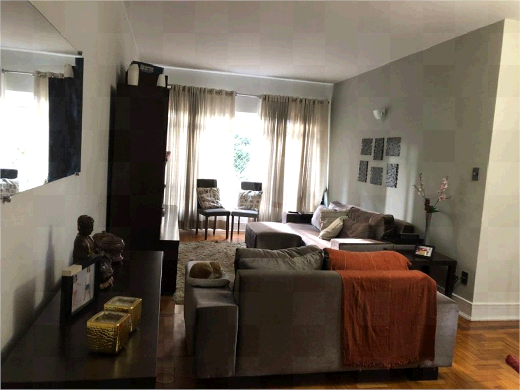 APARTAMENTO em VILA NOVA CONCEIÇÃO