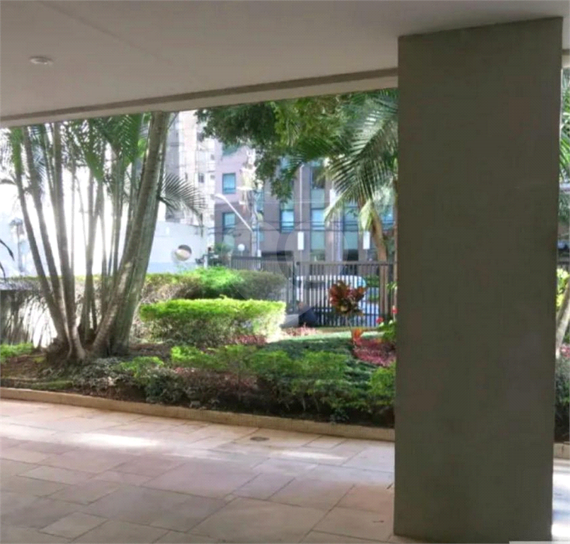 APARTAMENTO em JARDIM PAULISTA