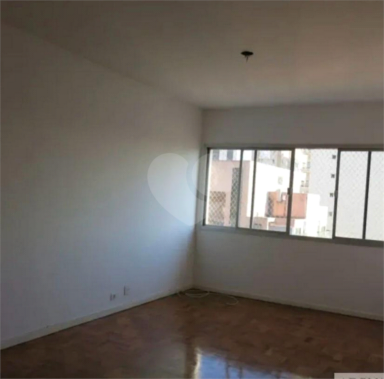 APARTAMENTO em JARDIM PAULISTA
