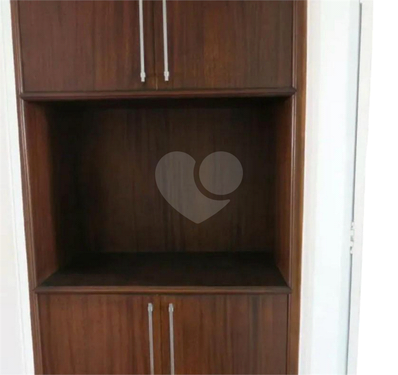 APARTAMENTO em JARDIM PAULISTA