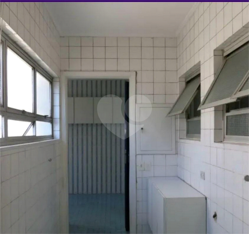APARTAMENTO em JARDIM PAULISTA