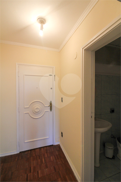 Lindo apartamento entre Jardim Europa e Itaim Bibi com 168m²