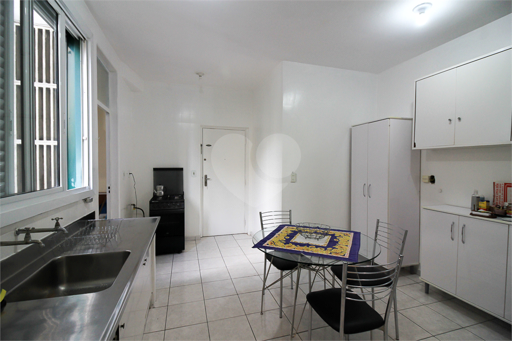 Lindo apartamento entre Jardim Europa e Itaim Bibi com 168m²