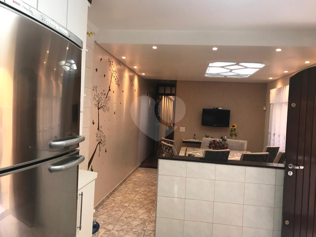 Ótimo Sobrado com piscina na Vila Mazzei