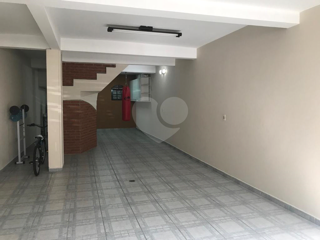 Ótimo Sobrado com piscina na Vila Mazzei