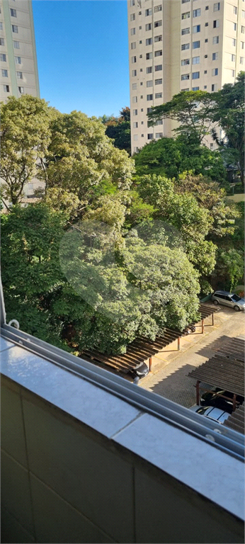Apartamento em meio a muito verde com 60 m²  2 dormitorios 1 vaga