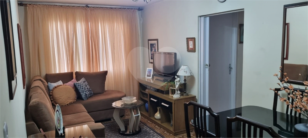 Apartamento em meio a muito verde com 60 m²  2 dormitorios 1 vaga