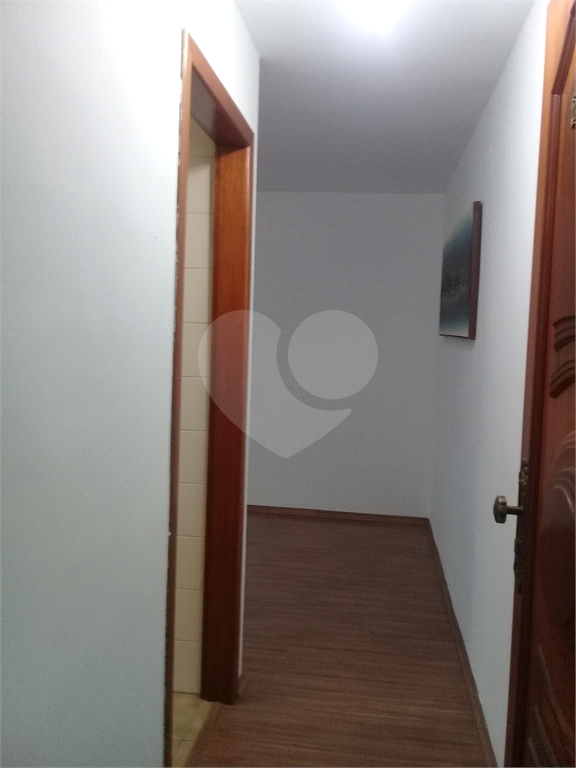 Apartamento em meio a muito verde com 60 m²  2 dormitorios 1 vaga
