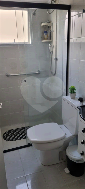 Apartamento em meio a muito verde com 60 m²  2 dormitorios 1 vaga