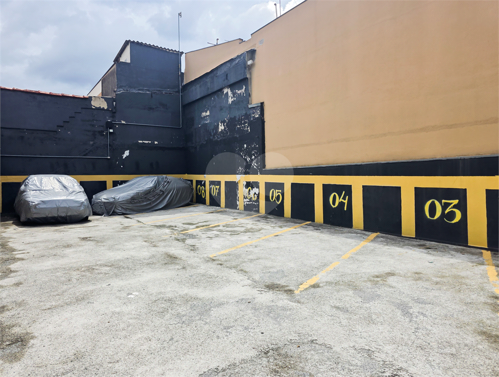 Casa térrea á venda com 02 dormitórios  mais edícula na região de Santo Amaro  ao lado do largo 13