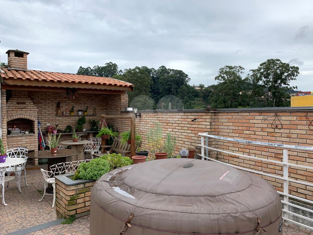 Sobrado Tremembé 