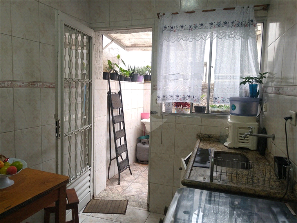 Casa Antiga e térrea -Em Excelente Localização em Santana - Próximo Metrô SANTANA.