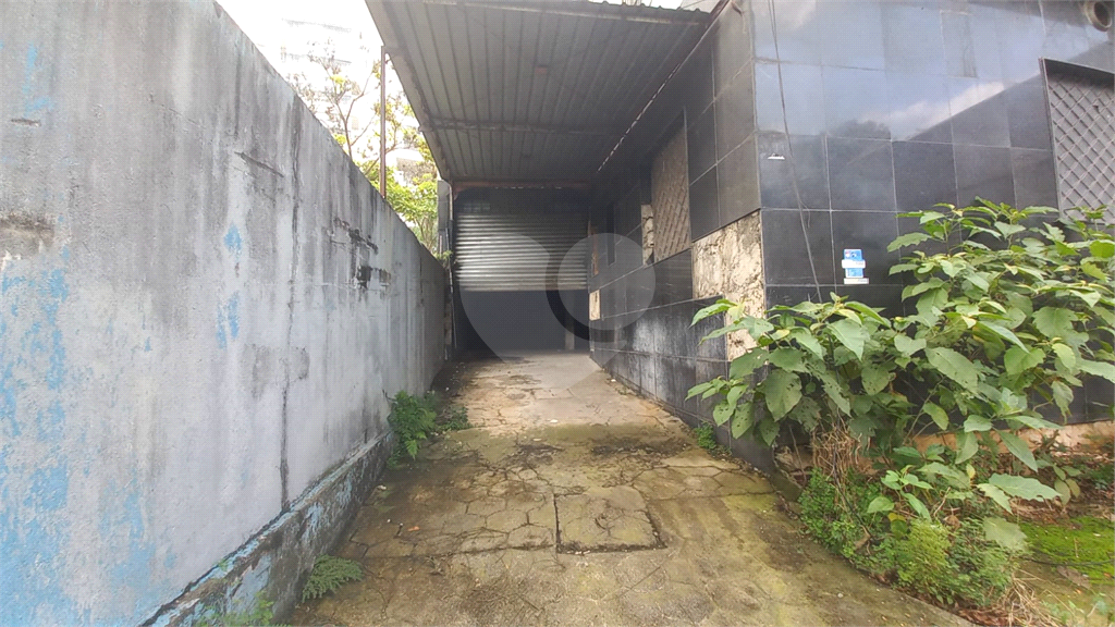 Prédio Comercial em Santana