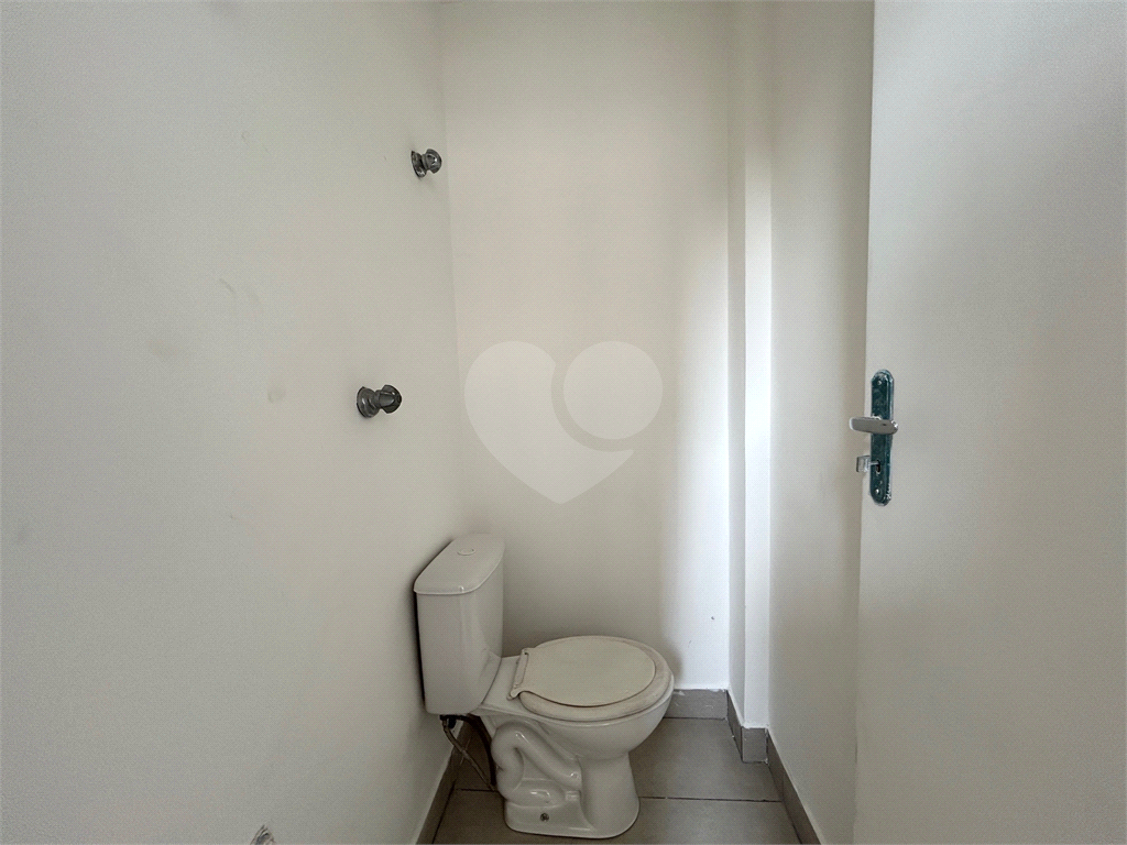 Excelente Apartamento de 82m² Reformado em Moema 