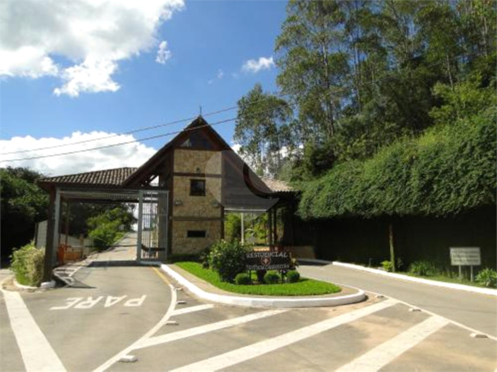 Terreno na Serra no Condomínio Suíça da Cantareira o único com transporte para o Metrô e heliporto!