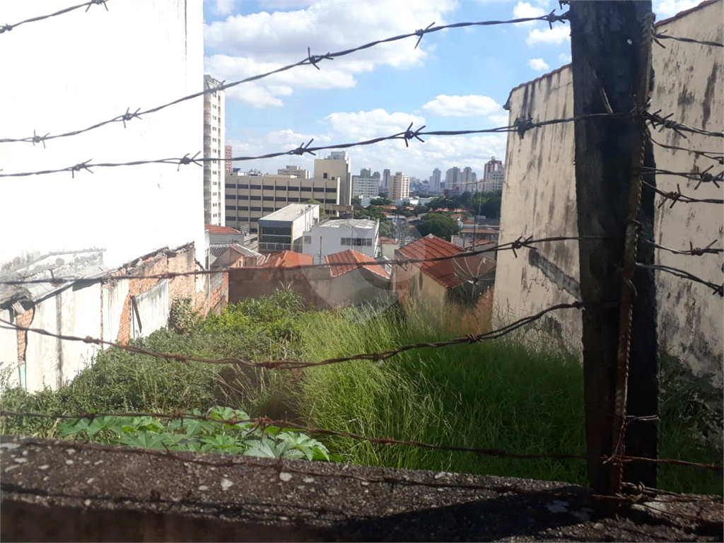Casa Verde Terreno na Rua dos Bancos único existente na rua já limpo e pronto para construir!!