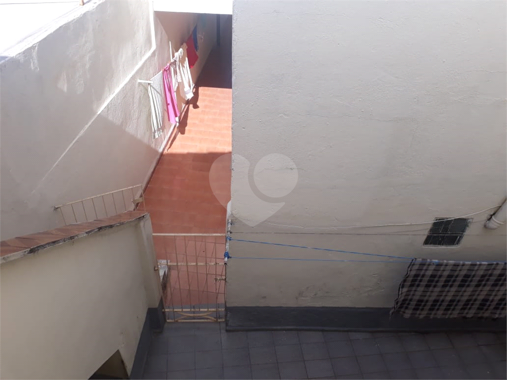 Imóvel para investidor ou construtores com 15 metros de testada com renda e ótima localização!