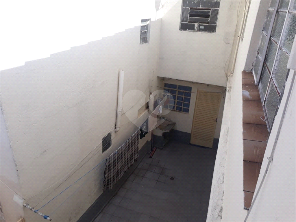 Imóvel para investidor ou construtores com 15 metros de testada com renda e ótima localização!