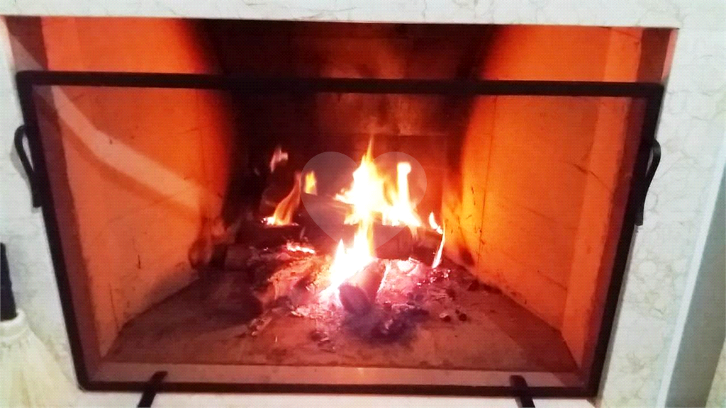Sobrado amplo Vila Mazzei com 5 vagas de garagem