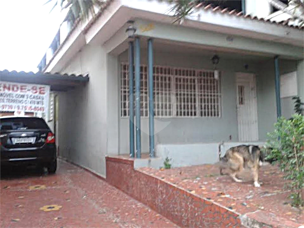 Casa Verde. Terreno. 3 casas no terreno