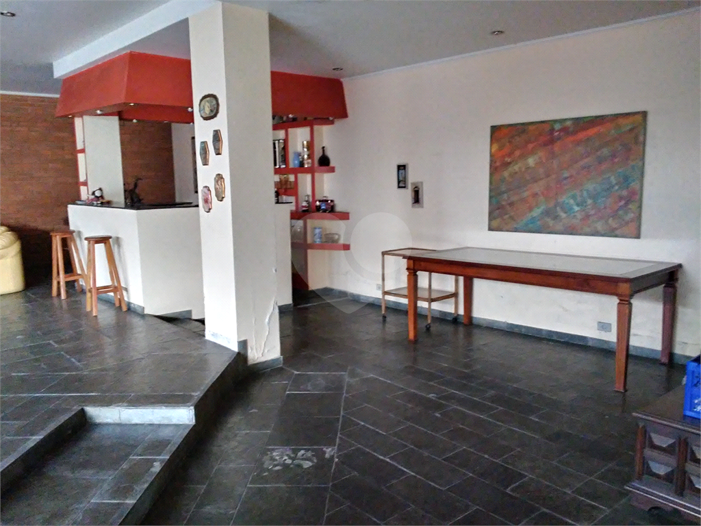 Casa Assobradada. Oportunidade!!!