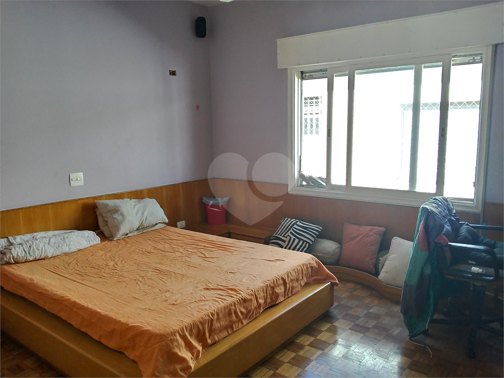 Casa Assobradada. Oportunidade!!!