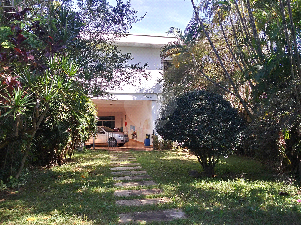 Casa Assobradada. Oportunidade!!!