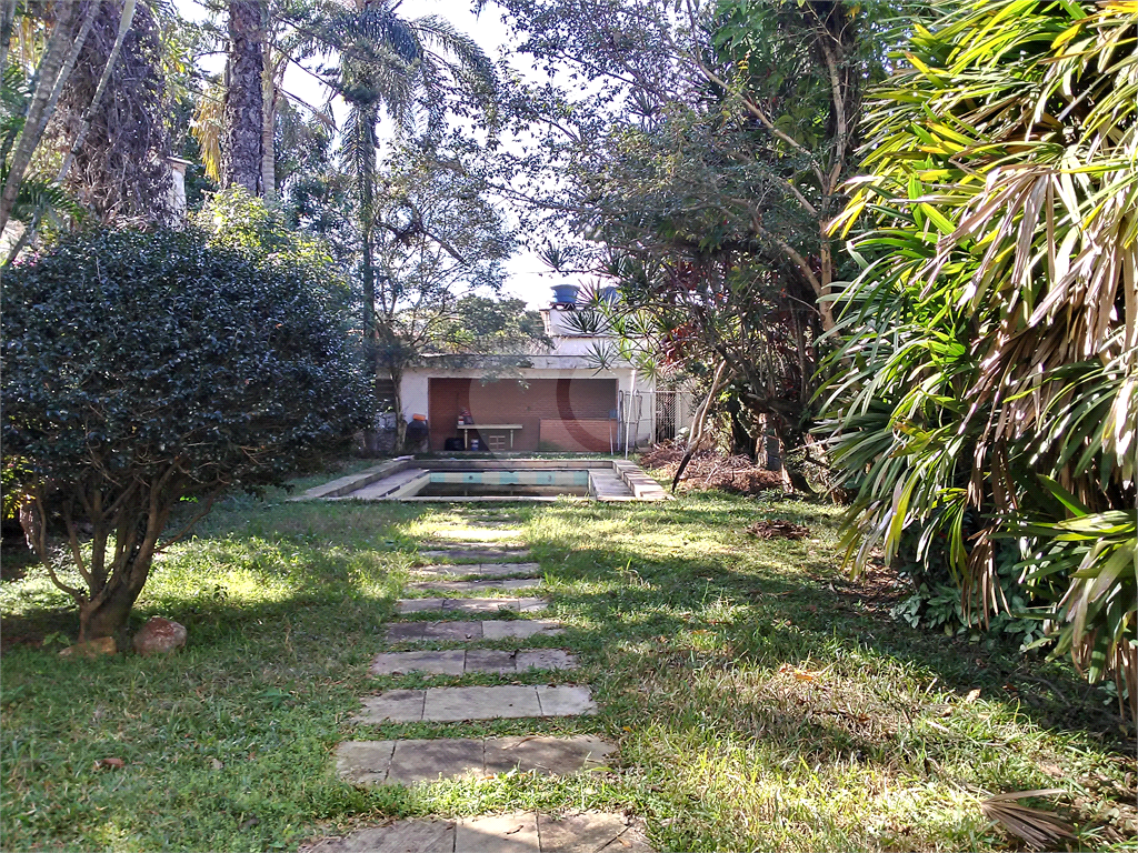 Casa Assobradada. Oportunidade!!!