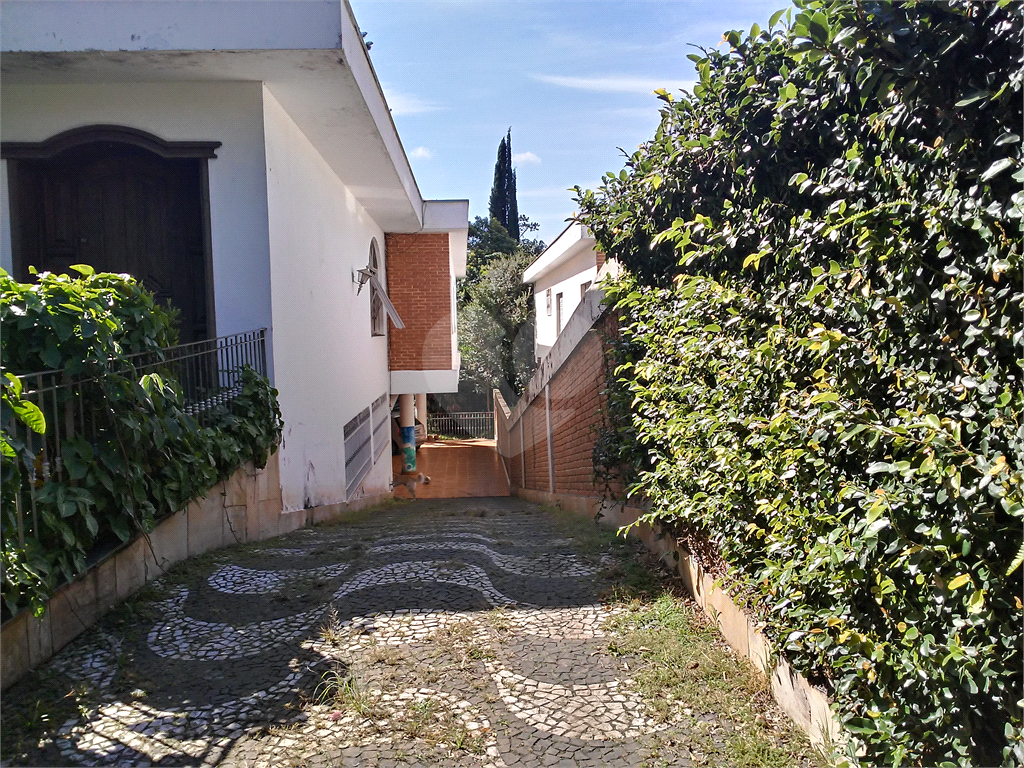 Casa Assobradada. Oportunidade!!!