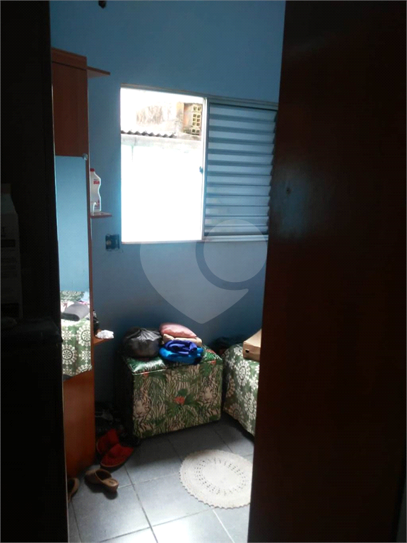  3 Imóveis à venda, dois assobradados e uma edícula,
