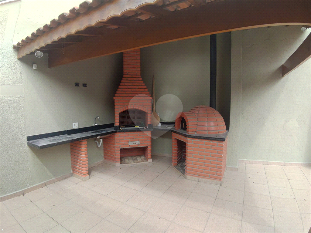 MARAVILHOSA CASA TOTALMENTE REFORMADA EM 2021