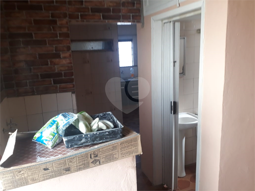 Imóvel para investidor ou construtores com 15 metros de testada ja com renda em ótimo local!!