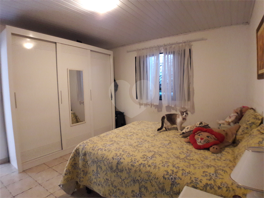 Casa com terreno de 10x25 - Tremembé/SP