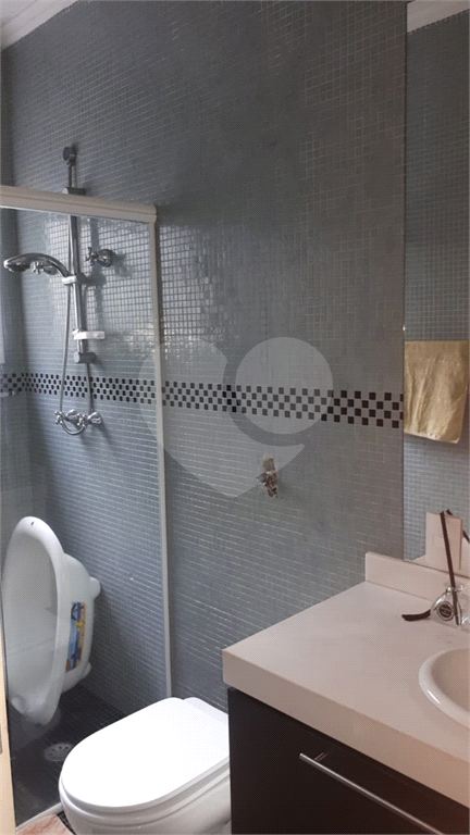 Condomínio alto padrão. Piscina. Espaço gourmet