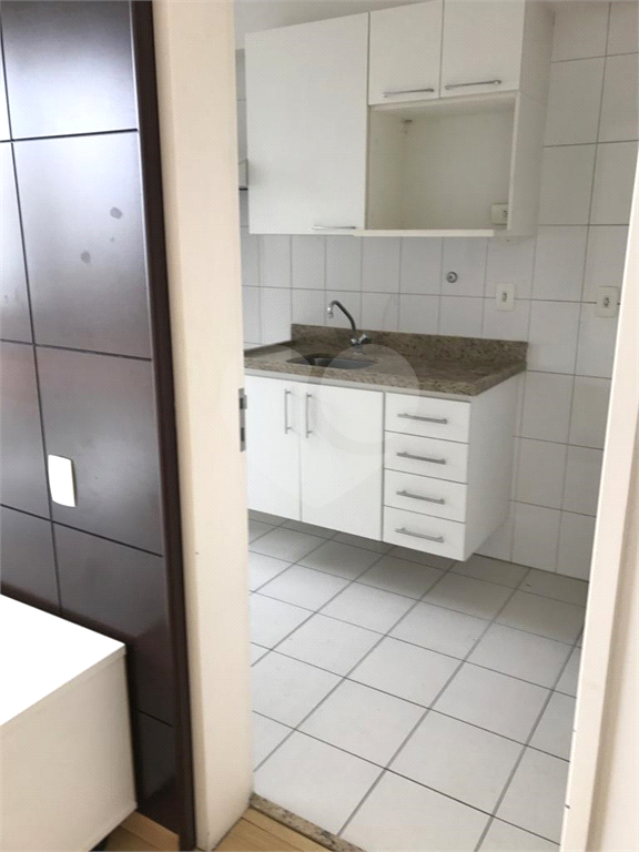 APARTAMENTO em LAPA