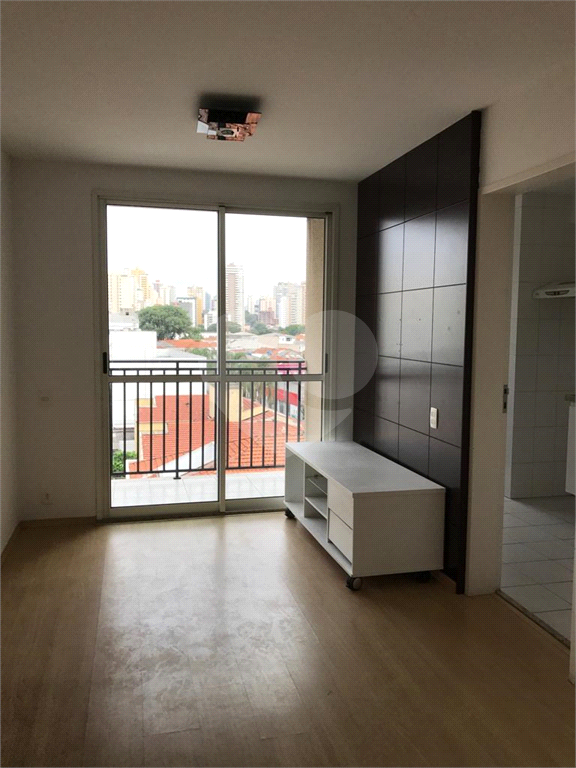 APARTAMENTO em LAPA