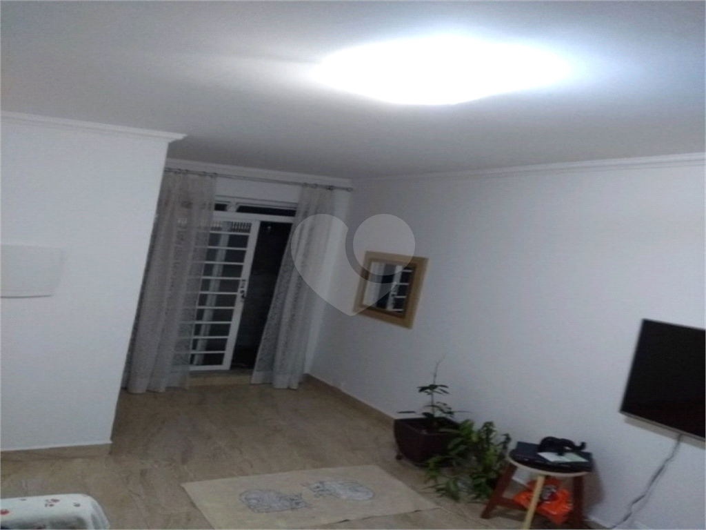 APARTAMENTO em TUCURUVI