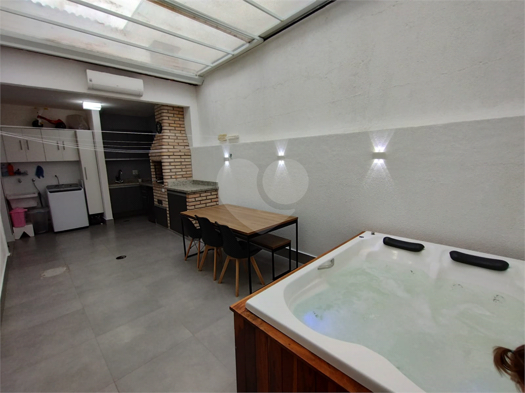 lindo sobrado novo de 3 dts no horto florestal