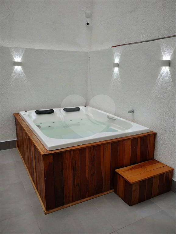 lindo sobrado novo de 3 dts no horto florestal