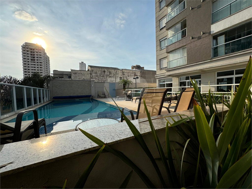 APARTAMENTO em VILA LEOPOLDINA