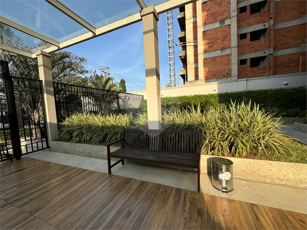 APARTAMENTO em VILA LEOPOLDINA