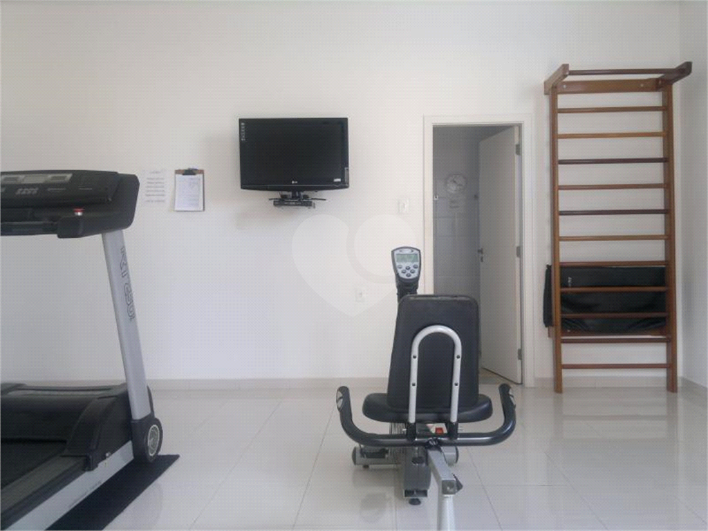 APARTAMENTO em SANTANA