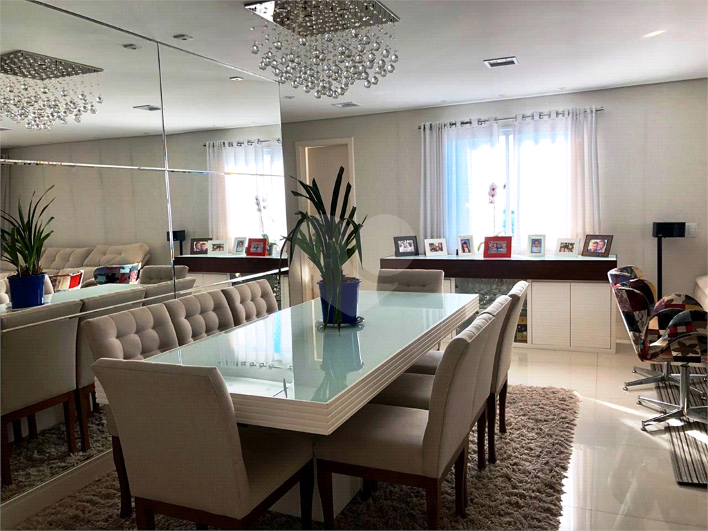APARTAMENTO em SANTANA