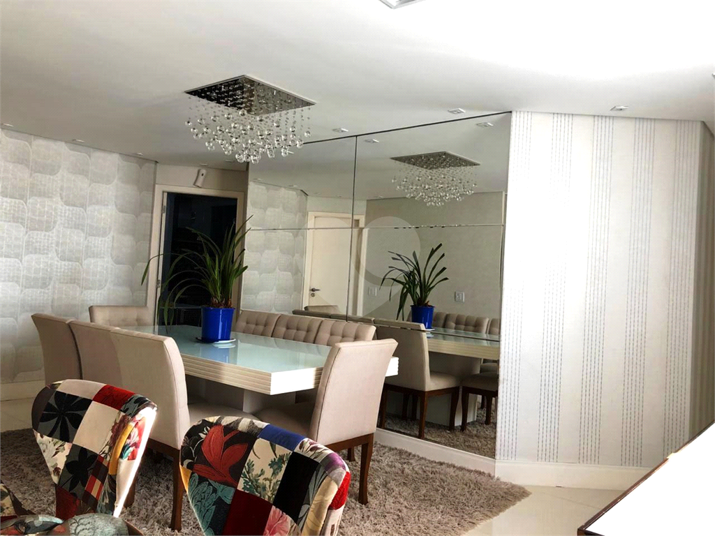 APARTAMENTO em SANTANA