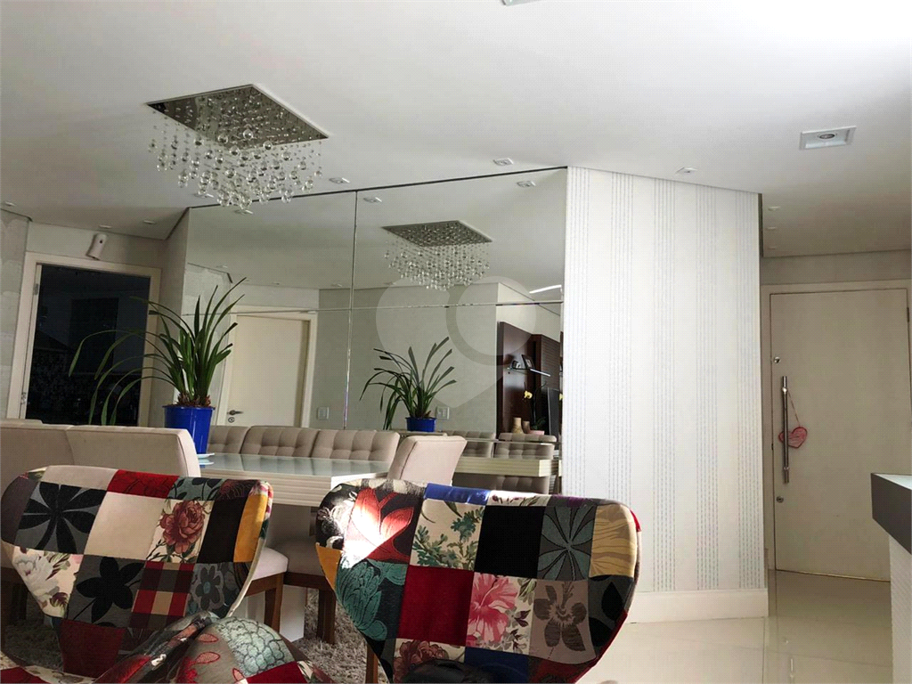 APARTAMENTO em SANTANA