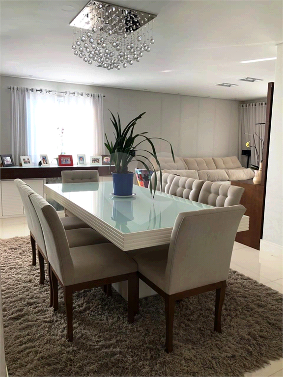 APARTAMENTO em SANTANA