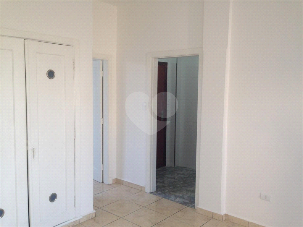 Apartamento na região do Centro Histórico -  Estação da Luz,  com dois dormitórios, um banheiro 