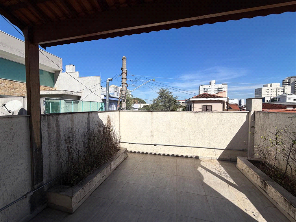 Excelente e amplo sobrado -  para fins Comercial ou Residencial, a meia quadra da Avenida Braz Leme,