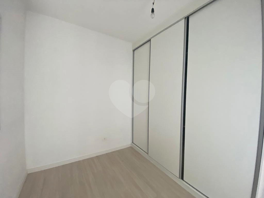 APARTAMENTO em SANTANA